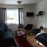Lyngenfjord, Froyas Hus Lodge Olderdalen
