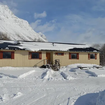 Lyngenfjord, Froyas Hus *