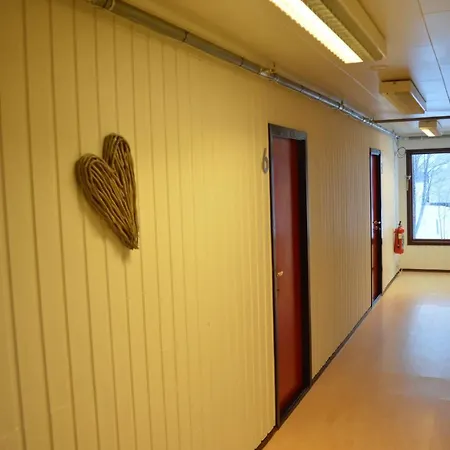 Lyngenfjord, Froyas Hus
