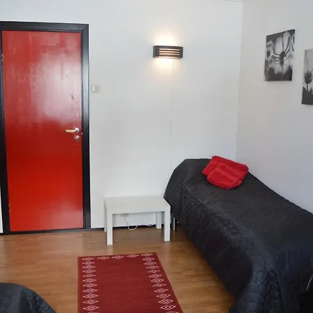 Lyngenfjord, Froyas Hus *