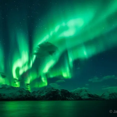Lyngenfjord, Froyas Hus Olderdalen