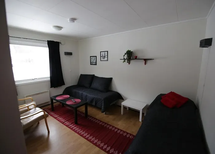 Lodger Lyngenfjord, Frøyas Hus *