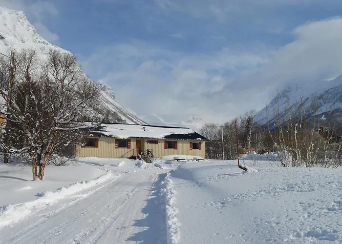 Lyngenfjord, Froyas Hus