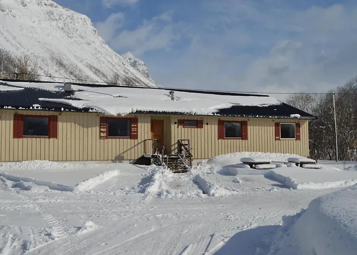 Lyngenfjord, Frøyas Hus