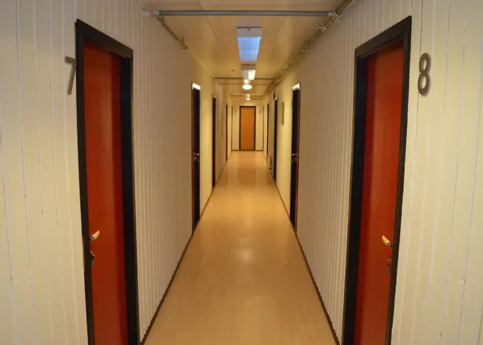 Lyngenfjord, Frøyas Hus *