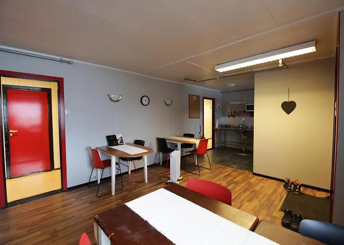 Lyngenfjord, Frøyas Hus Olderdalen