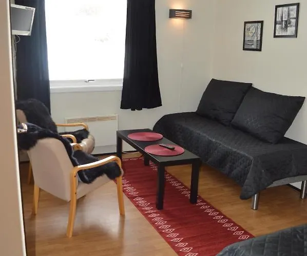 Lyngenfjord, Frøyas Hus